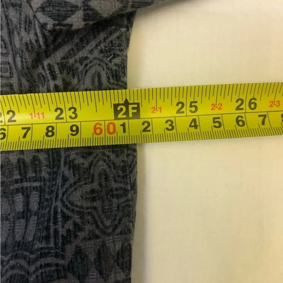 Cova Button Down Short Sleeve  Shirt (XL) - Picture 5 of 7